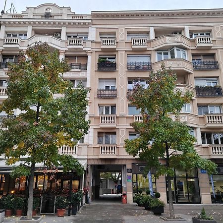 City Sqare Apartment Verde Üsküp Dış mekan fotoğraf