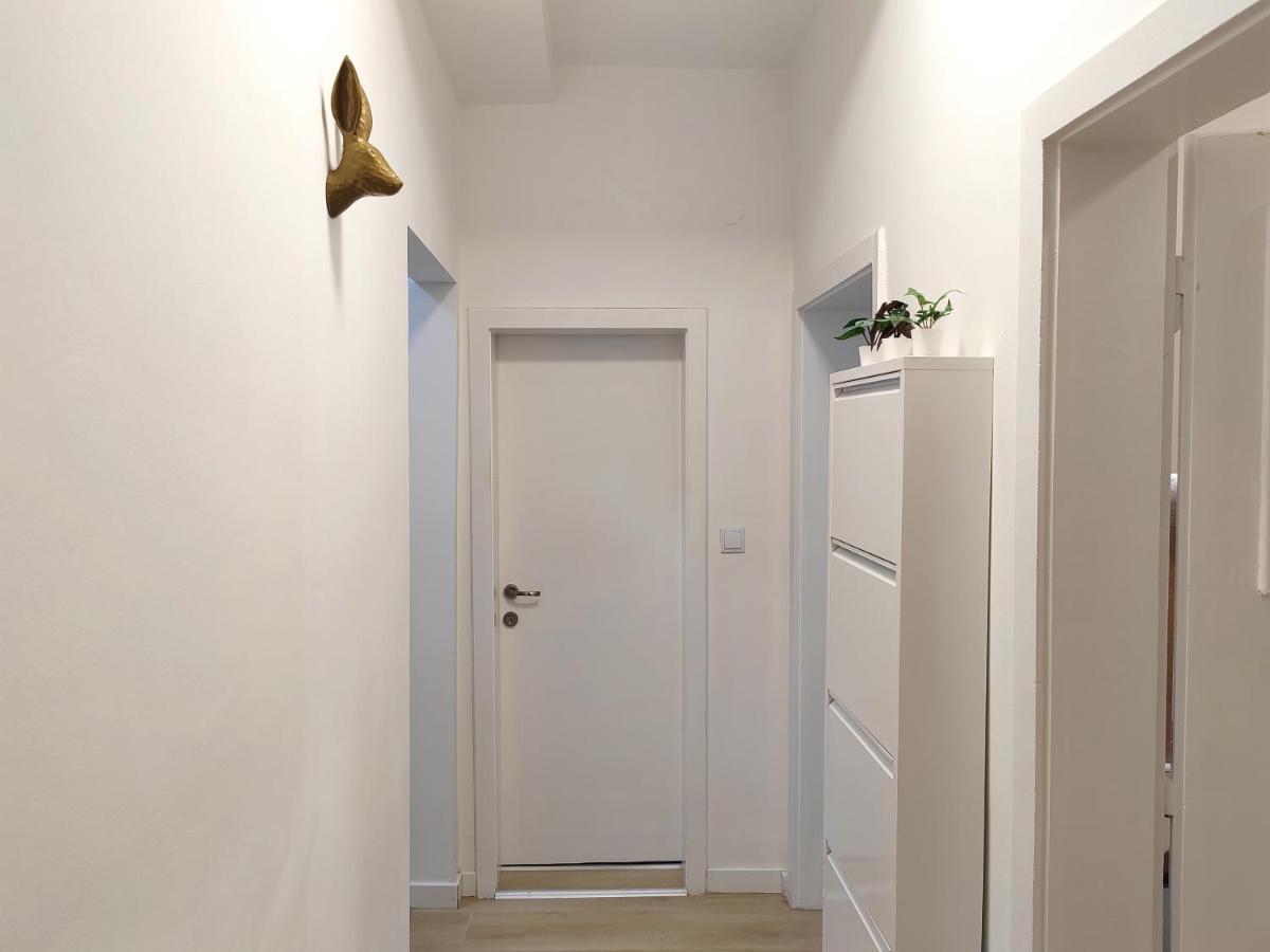 City Sqare Apartment Verde Üsküp Dış mekan fotoğraf