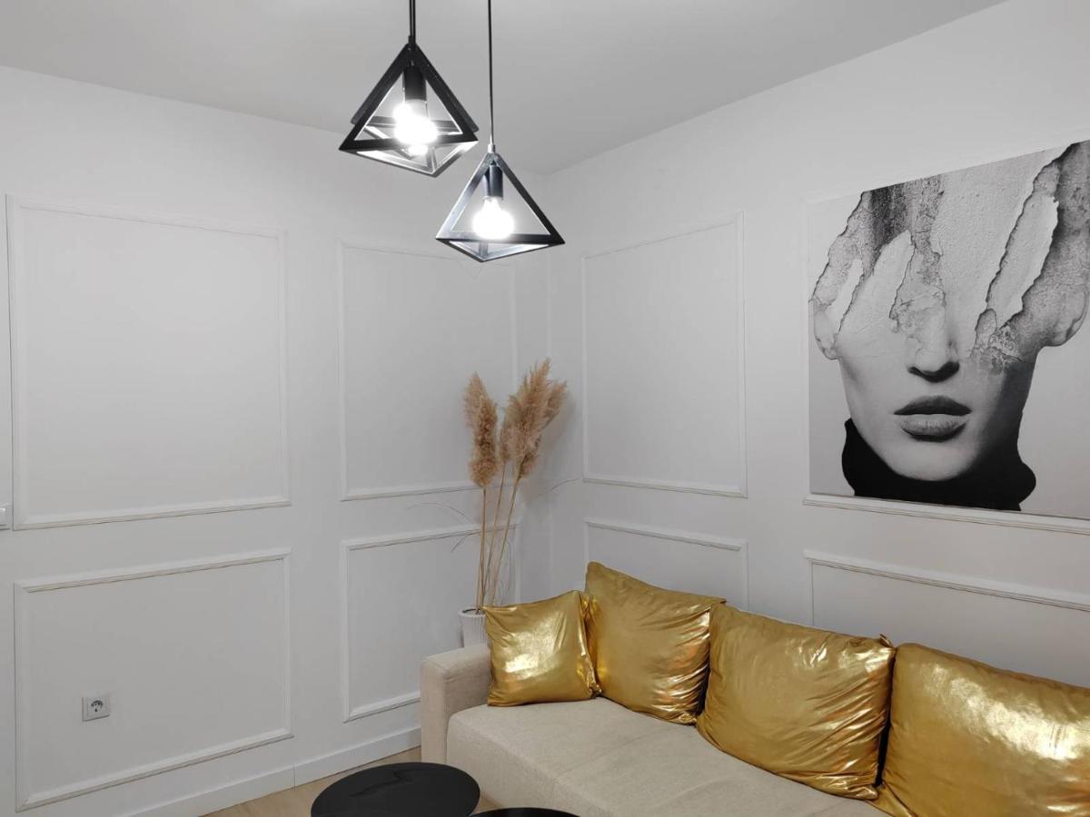 City Sqare Apartment Verde Üsküp Dış mekan fotoğraf